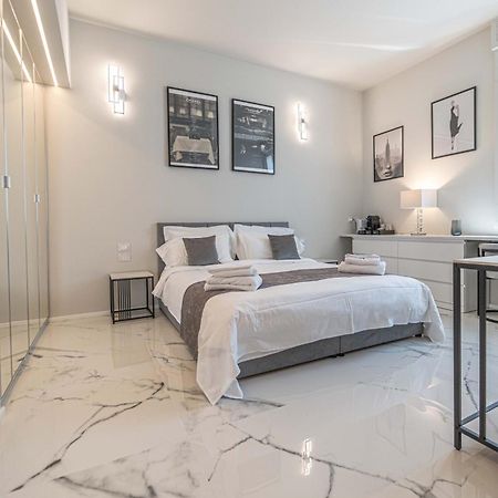 Moscova Luxury New Suite Mediolan Zewnętrze zdjęcie