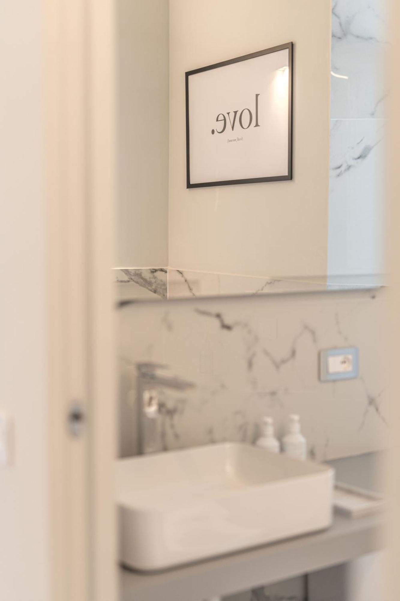 Moscova Luxury New Suite Mediolan Zewnętrze zdjęcie