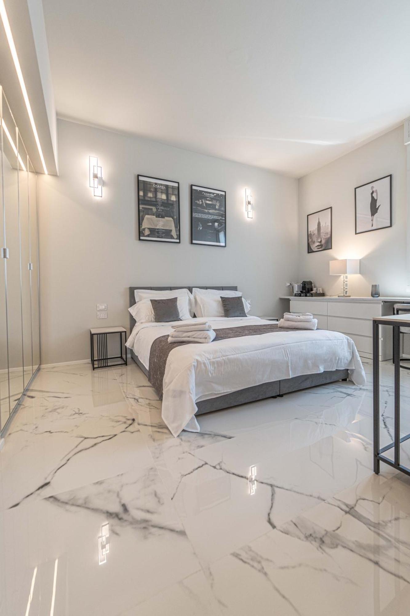Moscova Luxury New Suite Mediolan Zewnętrze zdjęcie