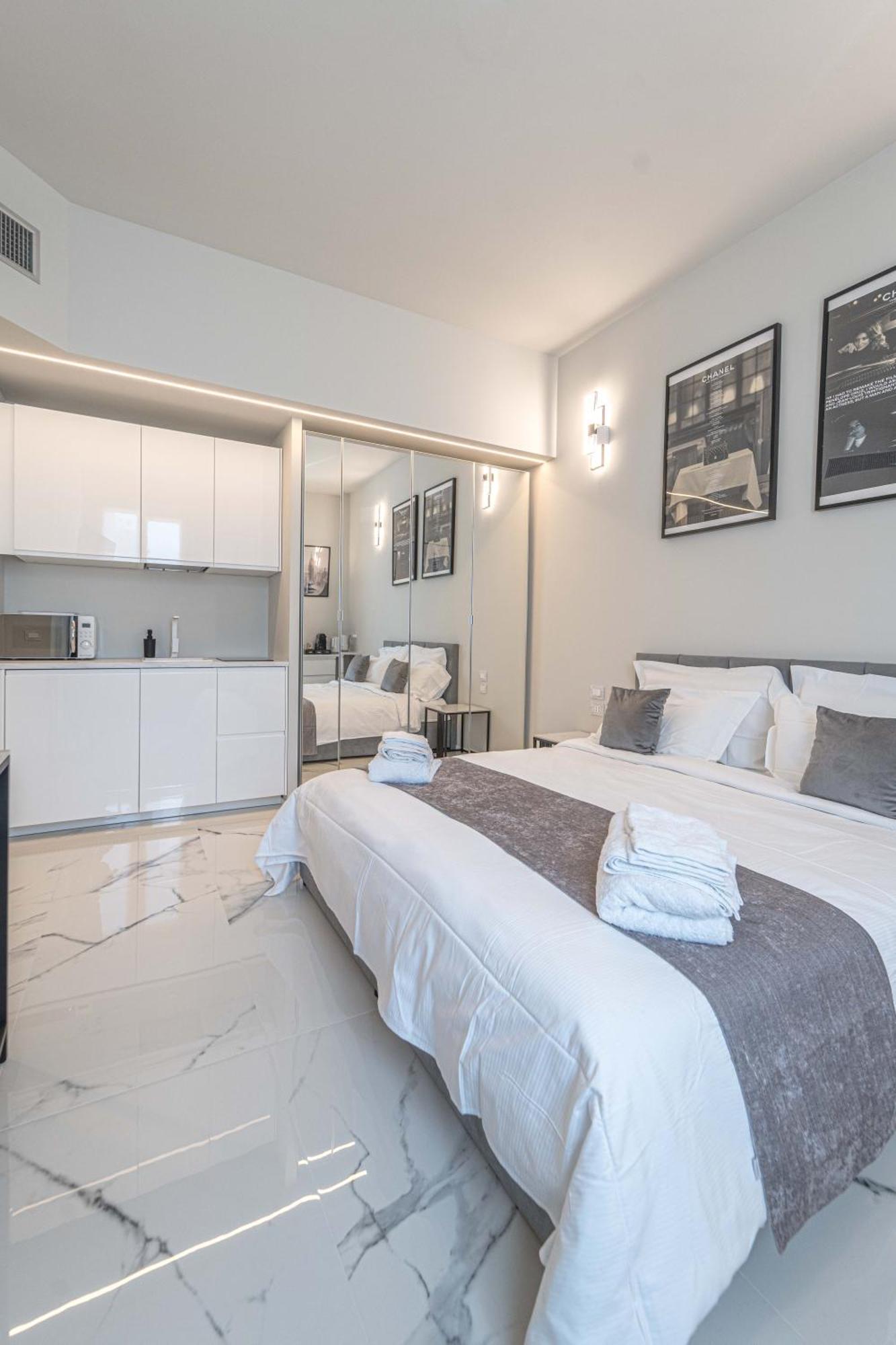 Moscova Luxury New Suite Mediolan Zewnętrze zdjęcie